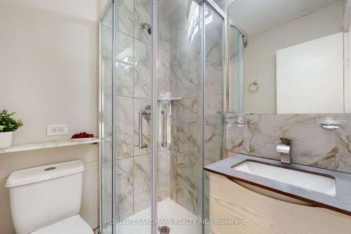 Photo 27 at 2203 Council Ring Road, Erin Mills, Mississauga