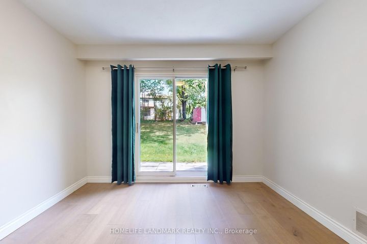 Photo 30 at 2203 Council Ring Road, Erin Mills, Mississauga