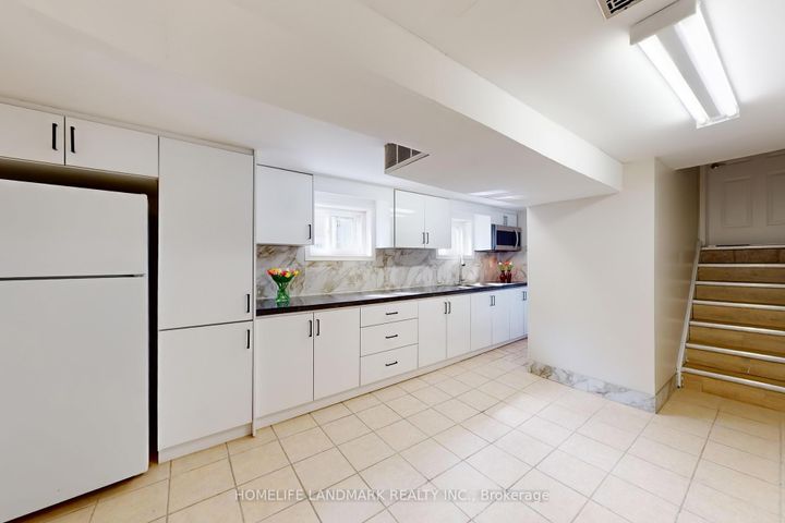 Photo 32 at 2203 Council Ring Road, Erin Mills, Mississauga