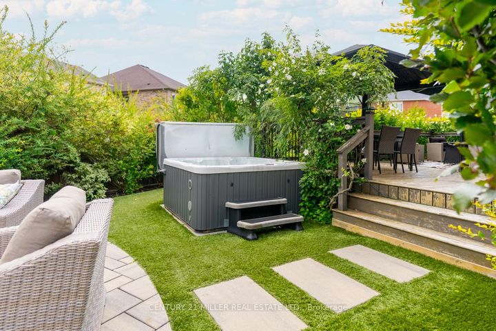 Photo 32 at 444 Carbert Crescent, WI Willmott, Milton