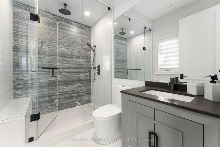Photo 28 at 20 Tobruk Crescent, Newtonbrook East, Toronto
