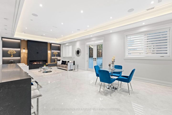 Photo 35 at 20 Tobruk Crescent, Newtonbrook East, Toronto