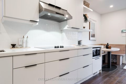 Photo 10 at 299 Maria Street, Junction Area, Toronto