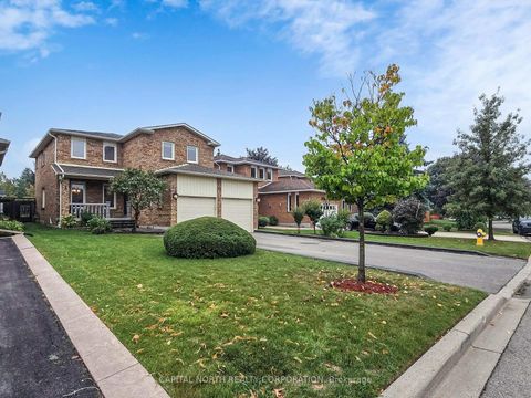 Photo 2 at 61 Sherbourne Drive, Maple, Vaughan