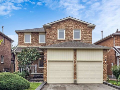 Photo 4 at 61 Sherbourne Drive, Maple, Vaughan
