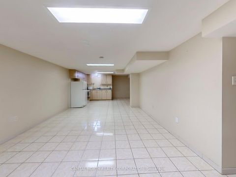Photo 24 at 61 Sherbourne Drive, Maple, Vaughan