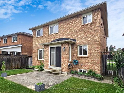 Photo 29 at 61 Sherbourne Drive, Maple, Vaughan