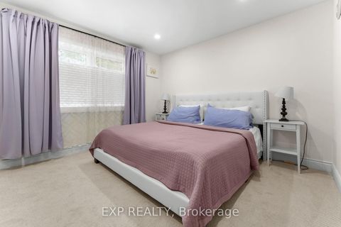 Photo 10 at 208 Glen Oak Drive, WO West, Oakville