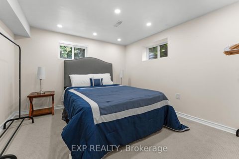 Photo 21 at 208 Glen Oak Drive, WO West, Oakville