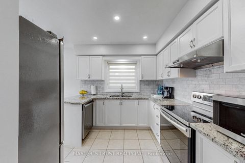 Photo 11 at 2035 Shady Glen Road, WM Westmount, Oakville