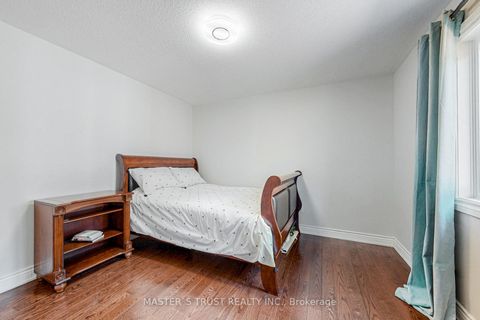 Photo 26 at 2035 Shady Glen Road, WM Westmount, Oakville