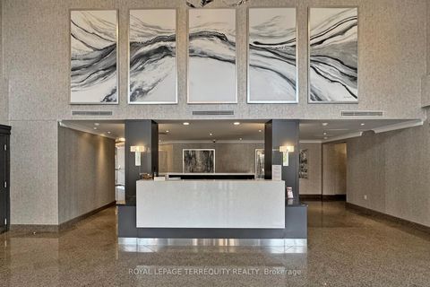 Photo 2 at LPH 1 - 2 Clairtrell Road, Willowdale East, Toronto