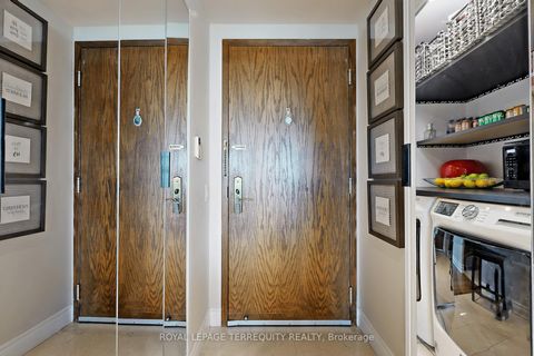Photo 31 at LPH 1 - 2 Clairtrell Road, Willowdale East, Toronto
