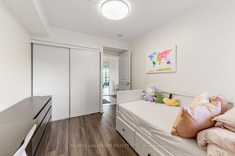 Photo 18 at 610 - 31 Bales Avenue, Willowdale East, Toronto