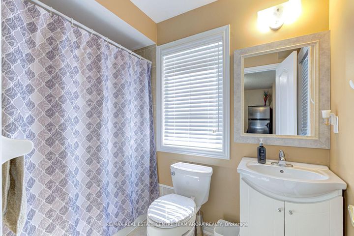 Photo 7 at 26 Gatlin Street, Bram West, Brampton