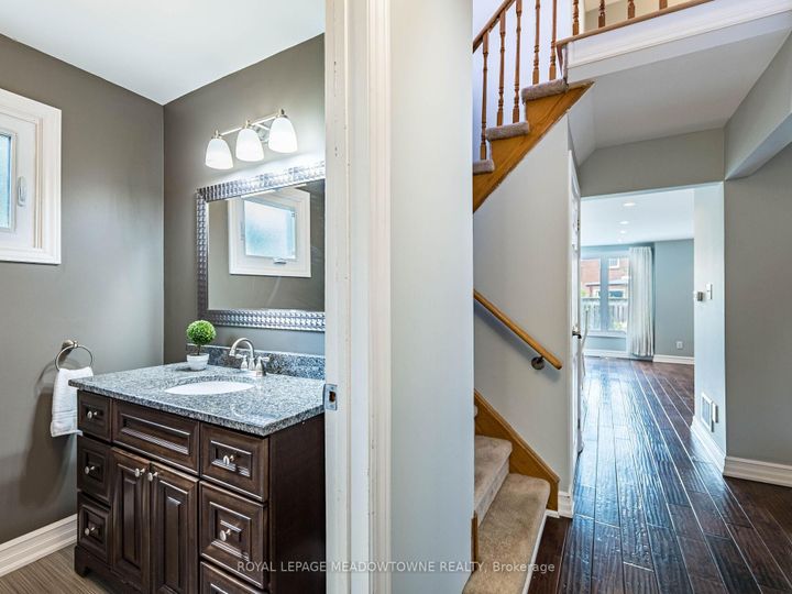 Photo 3 at 117 Fairglen Avenue, Brampton West, Brampton
