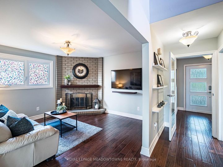 Photo 4 at 117 Fairglen Avenue, Brampton West, Brampton