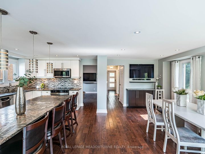 Photo 10 at 117 Fairglen Avenue, Brampton West, Brampton