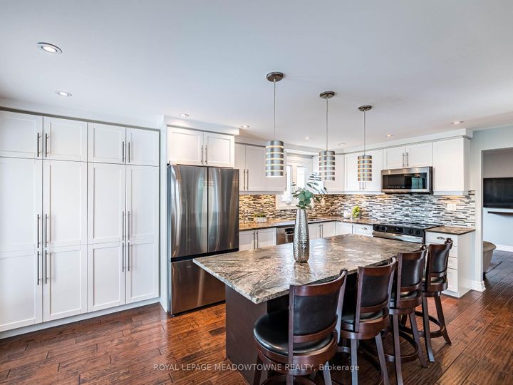 Photo 18 at 117 Fairglen Avenue, Brampton West, Brampton