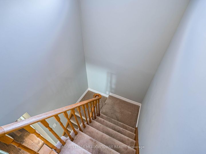 Photo 24 at 117 Fairglen Avenue, Brampton West, Brampton