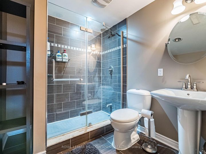 Photo 46 at 117 Fairglen Avenue, Brampton West, Brampton