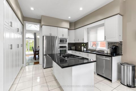 Photo 13 at 80 Dunstall Crescent, West Hill, Toronto