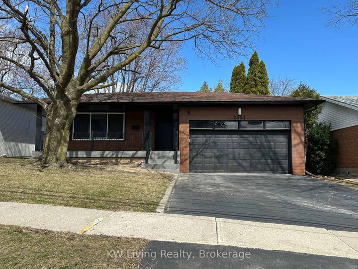 Photo 21 at 2531 Glengarry Road, Erindale, Mississauga