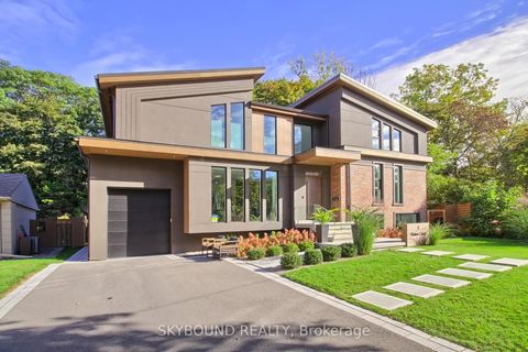Photo 0 at 5 Hatton Court, Rosethorn, Toronto