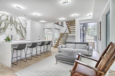 Photo 14 at 5 Hatton Court, Rosethorn, Toronto