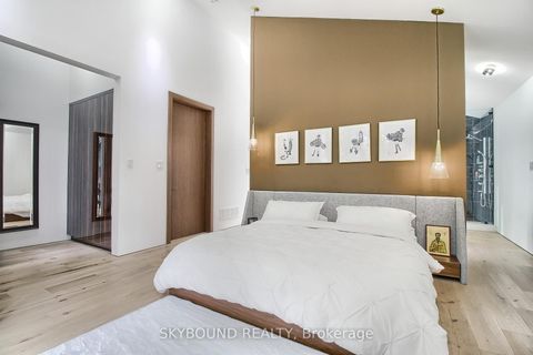 Photo 20 at 5 Hatton Court, Rosethorn, Toronto