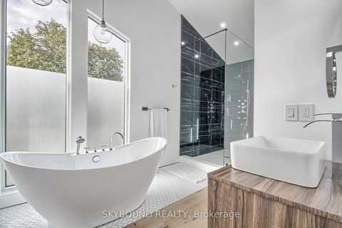 Photo 23 at 5 Hatton Court, Rosethorn, Toronto