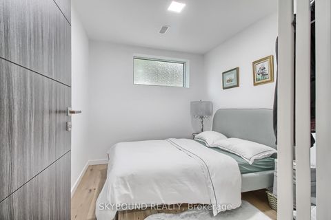 Photo 39 at 5 Hatton Court, Rosethorn, Toronto