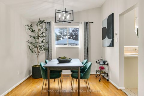 Photo 14 at 134 Verobeach Boulevard, Humbermede, Toronto