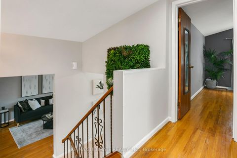 Photo 21 at 134 Verobeach Boulevard, Humbermede, Toronto