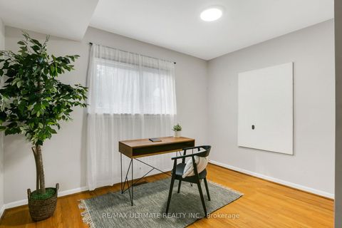 Photo 30 at 134 Verobeach Boulevard, Humbermede, Toronto