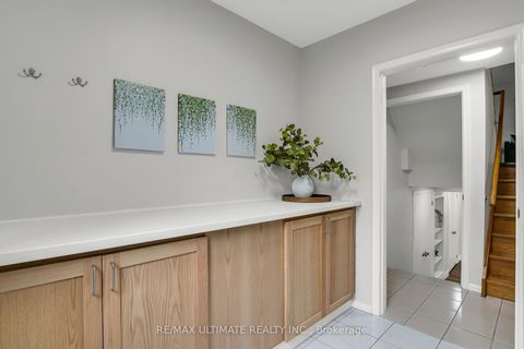Photo 33 at 134 Verobeach Boulevard, Humbermede, Toronto