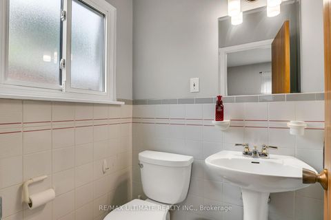 Photo 34 at 134 Verobeach Boulevard, Humbermede, Toronto