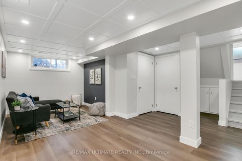 Photo 36 at 134 Verobeach Boulevard, Humbermede, Toronto
