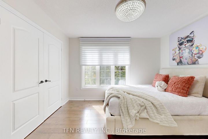 Photo 28 at 177 Bentoak Crescent, Patterson, Vaughan