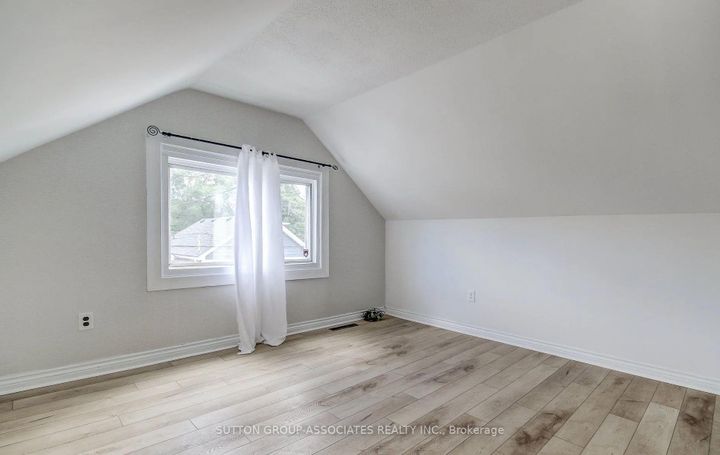 Photo 10 at 12 East 25th Street, Eastmount, Hamilton