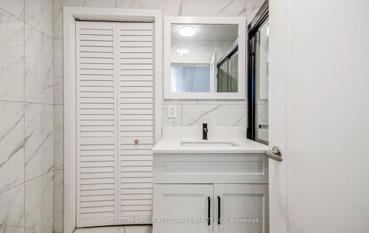 Photo 13 at 12 East 25th Street, Eastmount, Hamilton