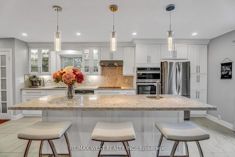 Photo 17 at 116 FAWCETT Trail, Malvern, Toronto
