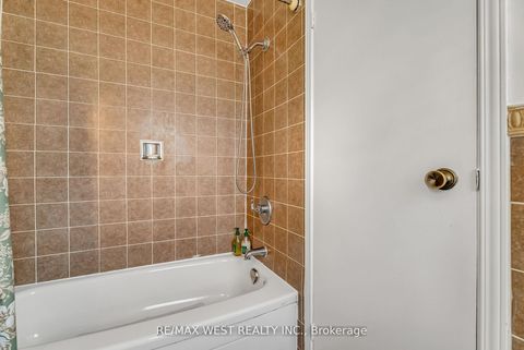 Photo 31 at 116 FAWCETT Trail, Malvern, Toronto