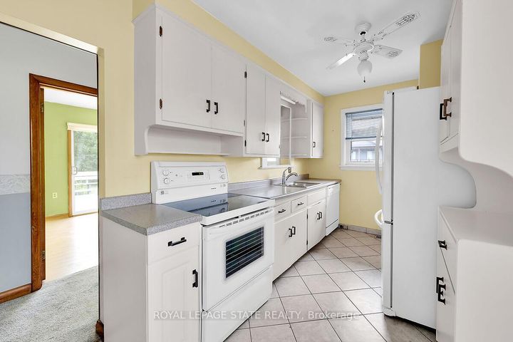 Photo 7 at 220 Winona Road, Winona, Hamilton