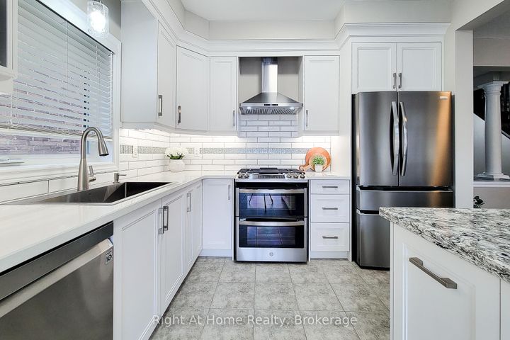 Photo 12 at 123 Vinton Road, Ancaster, Hamilton