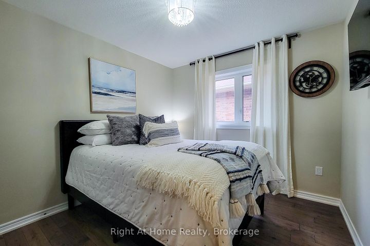 Photo 28 at 123 Vinton Road, Ancaster, Hamilton