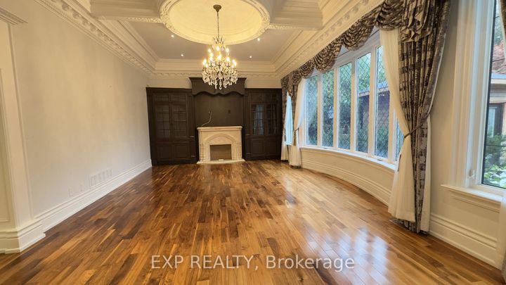 Photo 13 at 68 Davidson Drive, Islington Woods, Vaughan