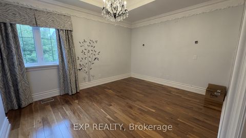 Photo 7 at 68 Davidson Drive, Islington Woods, Vaughan Photo 7 at 68 Davidson Drive, Islington Woods, Vaughan