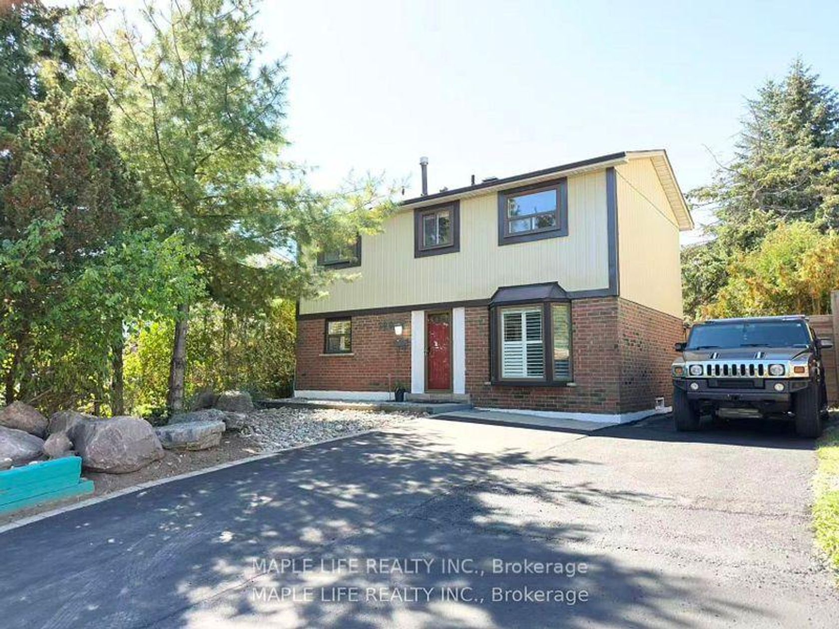 100 Wickson Trail, Malvern, Toronto by Alessia Polo 100 Wickson Trail, Malvern, Toronto