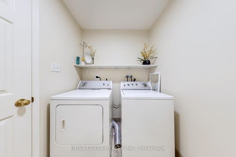 Photo 39 at 79 Carnoustie Crescent, Jefferson, Richmond Hill